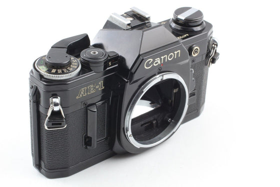 Canon AE-1 Black SLR Camera NFD New FD 50mm F1.8